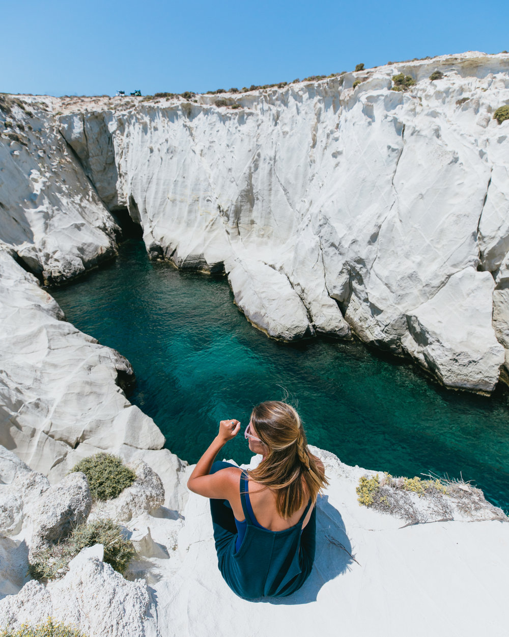 what to do in milos greece