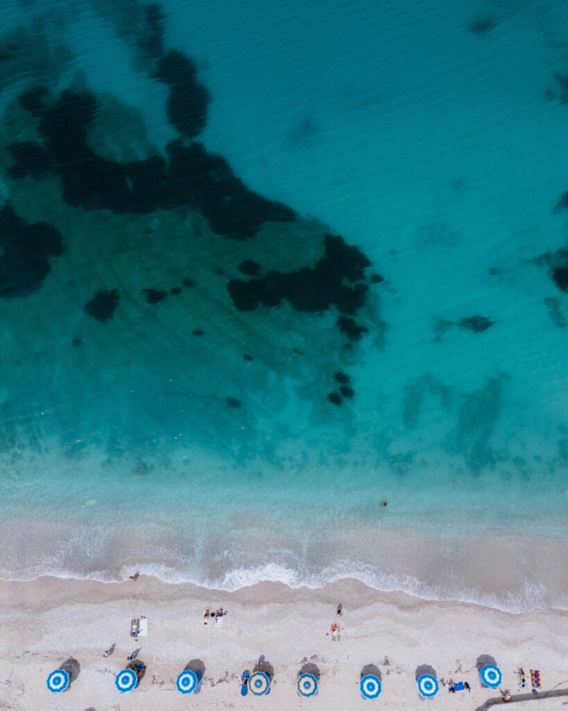 albanian coast umbreallas